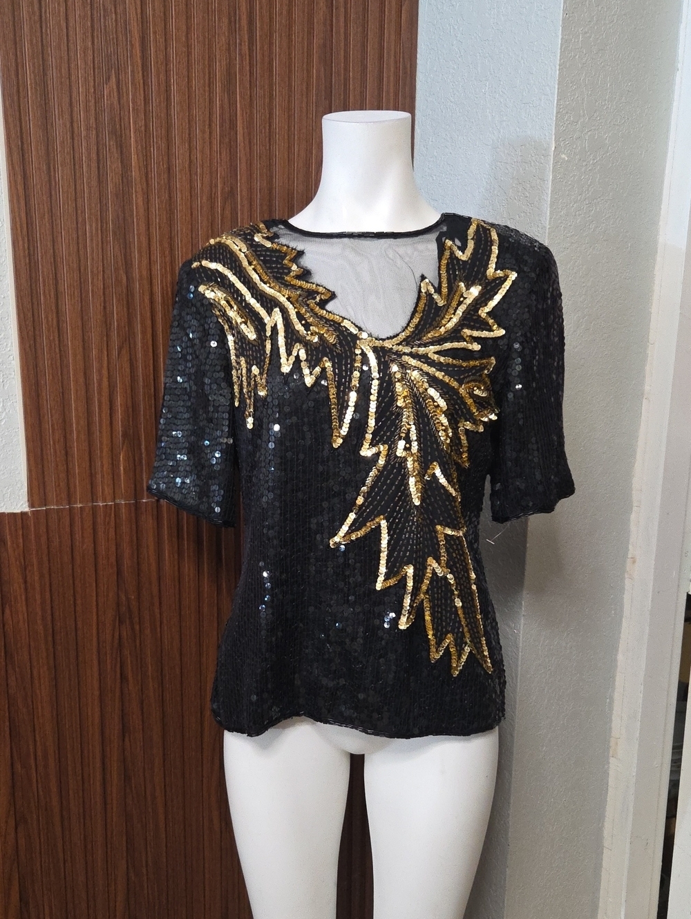 Stenay Black Sequin Top with Gold Sequin Embellishment  Small Sz P29 18 In.